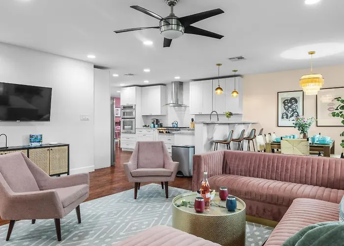 Holiday home Casa Cambridge By Avantstay